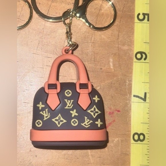 Two mini purse charms for @drcharlene - Picture 4 of 8